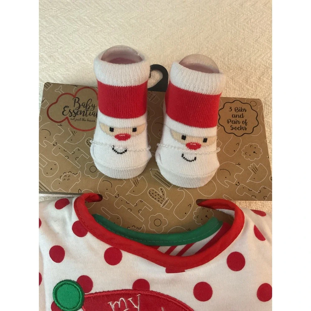 Baby Essentials My First Christmas Bib‎ Socks Gift Set 0-6 Months Holiday